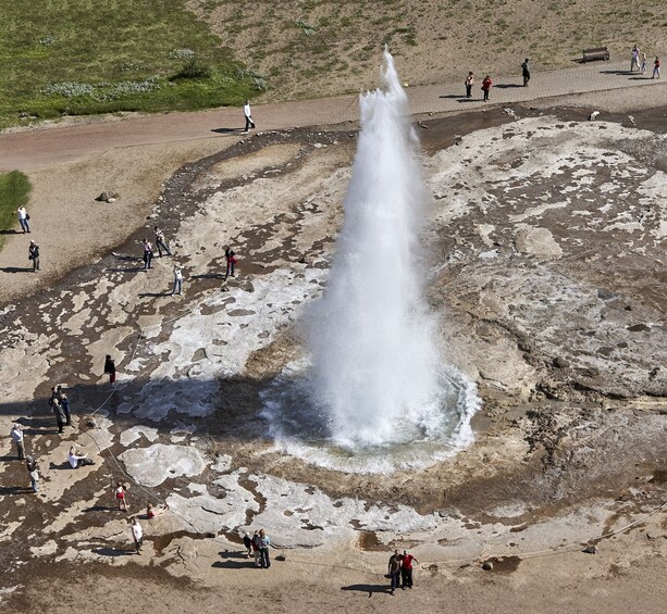 Golden Circle & Secret Lagoon Day Tour from Reykjavik