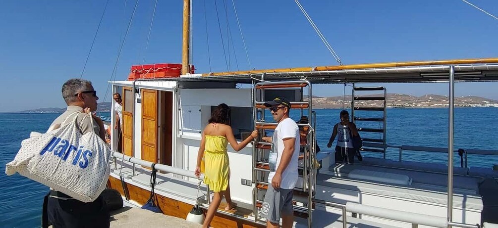 Picture 2 for Activity Kaiki cruise to Antiparos & Despotiko including BBQ lunch