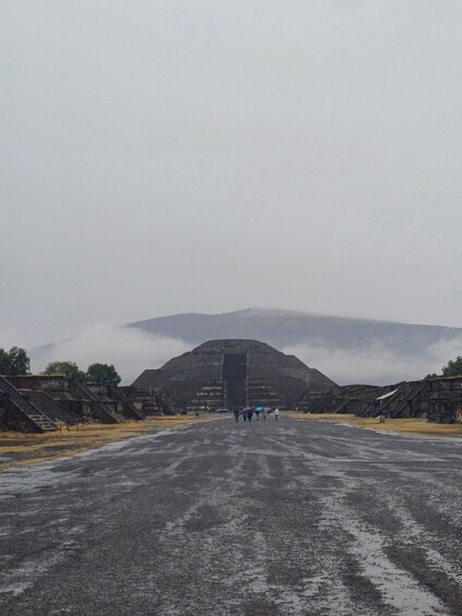 Picture 11 for Activity An Adventure To the Great Pyramids of Teotihuacan