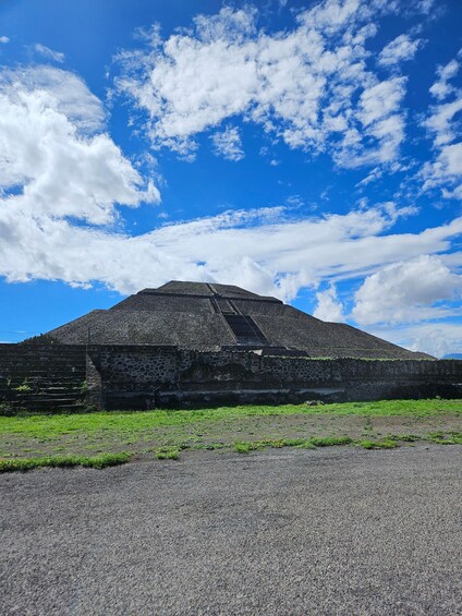 Picture 4 for Activity An Adventure To the Great Pyramids of Teotihuacan