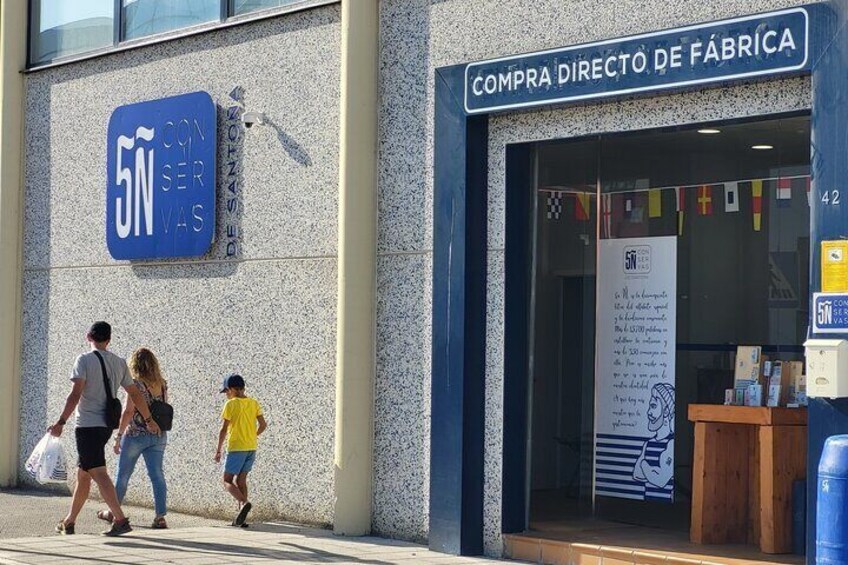 Visit and tasting at the Anchovy factory in Santoña