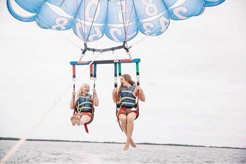 Destin Parasailing Trips