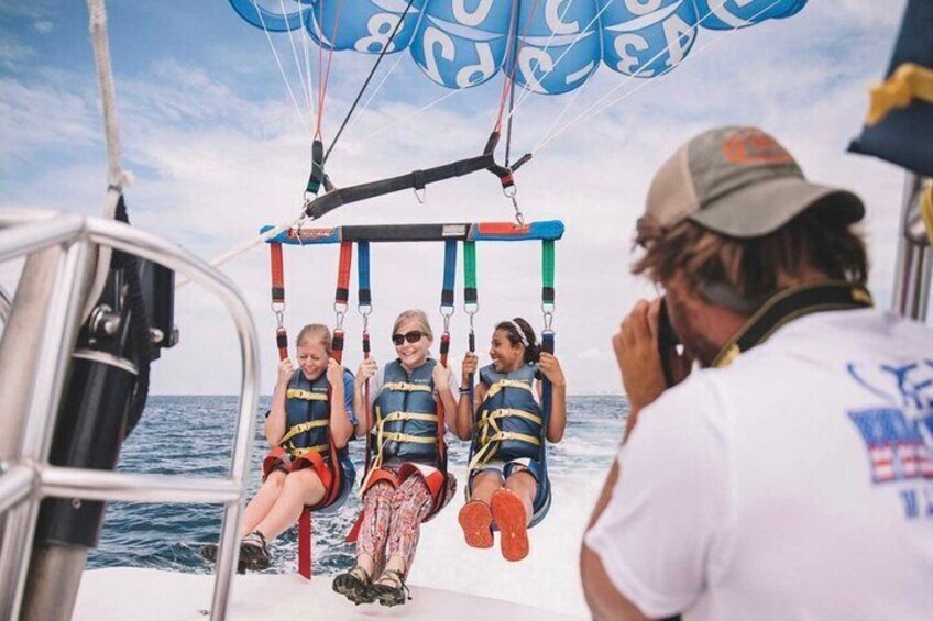 Destin Parasailing Trips