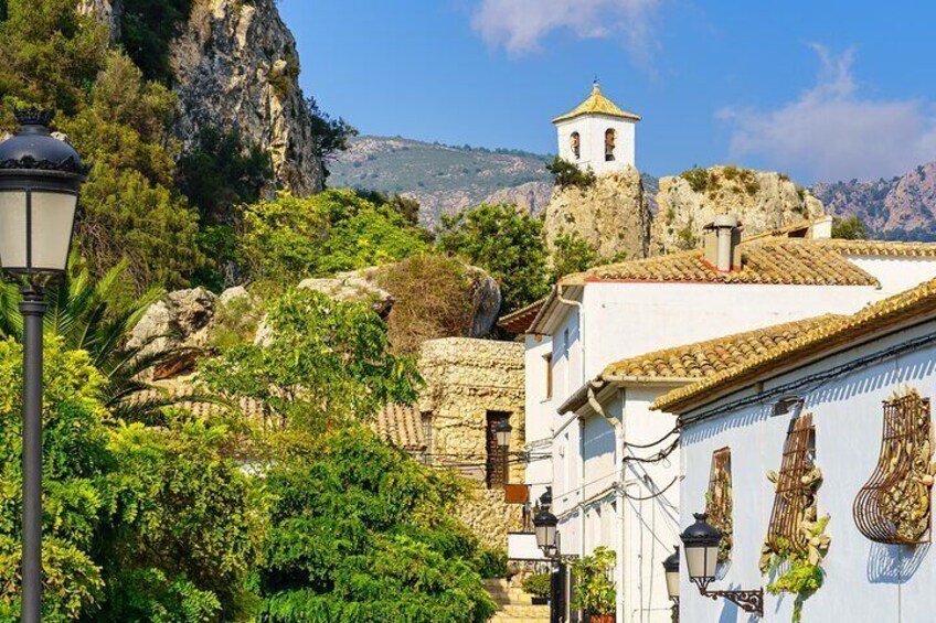 Guadalest and Algar Waterfalls Tour from Alicante or Benidorm