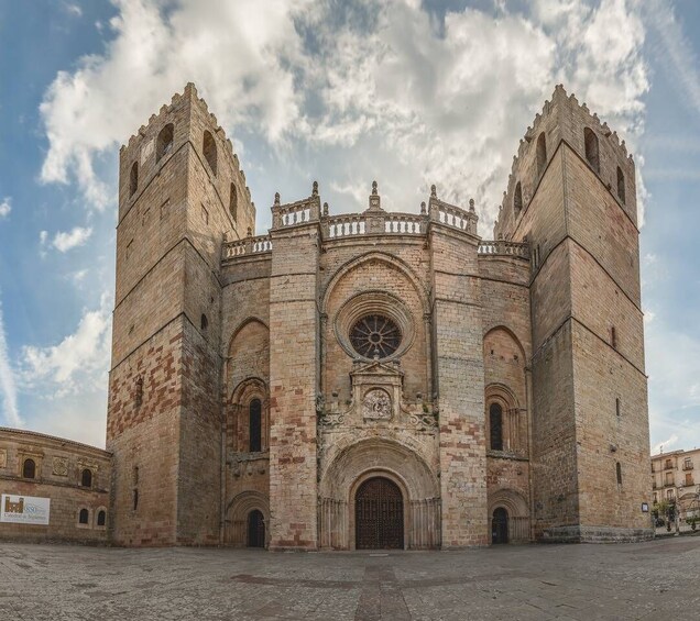 Sigüenza: Sigüenza Cathedral & Diocesan Museum Entry Ticket