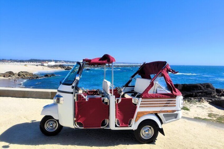 Private Half-Day TukTuk Tour All around Vila do Conde