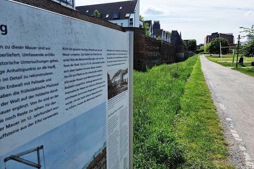 Private audio book city rally around Duisburg’s inner harbour