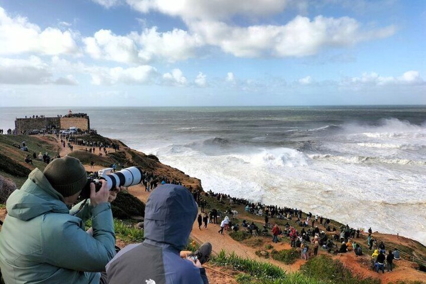 The-Amity-Family-Tours-And-Activities-Nazaré-Portugal-Landscape-Atlantic-Giant-Waves-Surf-Crowd