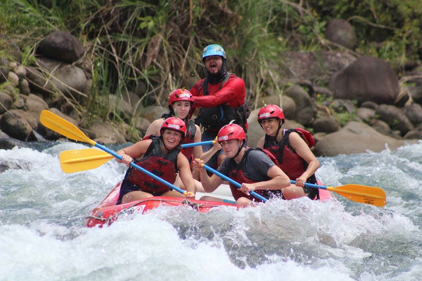 Picture 2 for Activity Rafting Class 3-4 "Jungle Run": Río Sarapiquí, Costa Rica