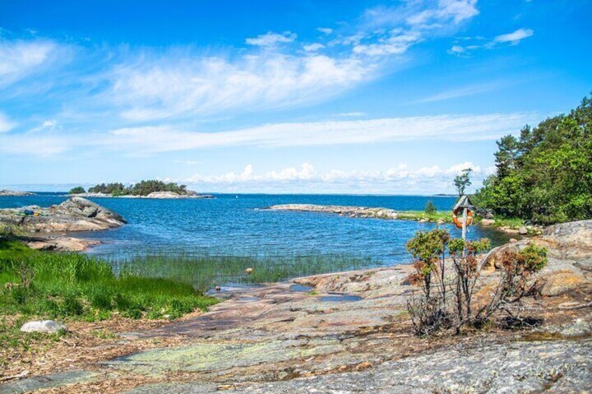 Beautiful vistas along Porkkalanniemi