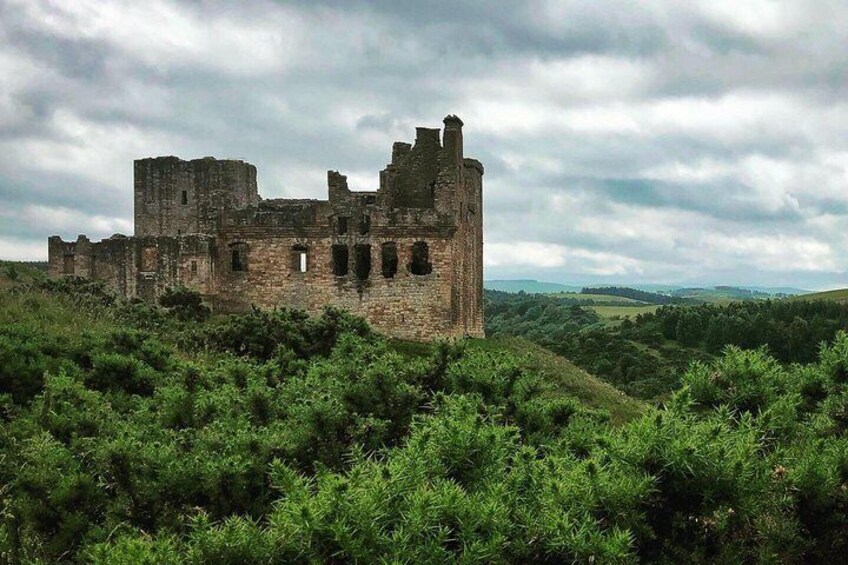 Beyond Edinburgh (Half Day Tour)