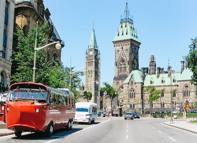 Ottawa: 1-Hour Bilingual Guided Tour by Amphibious Bus