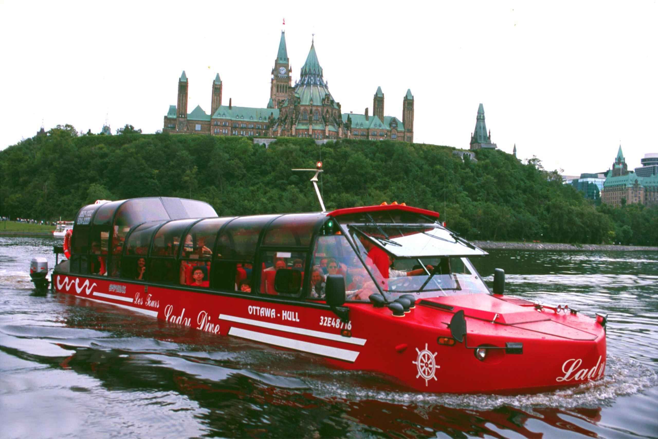 Ottawa: 1-Hour Bilingual Guided Tour By Amphibious Bus