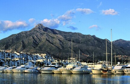 Omvisning i gamlebyen i Marbella og båttur til Puerto Banús