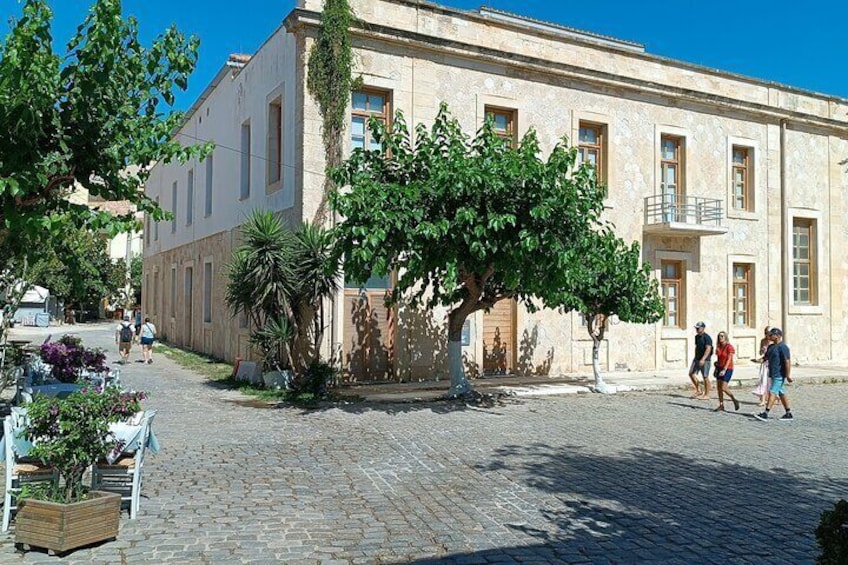 Chania: Ancient and the modern City