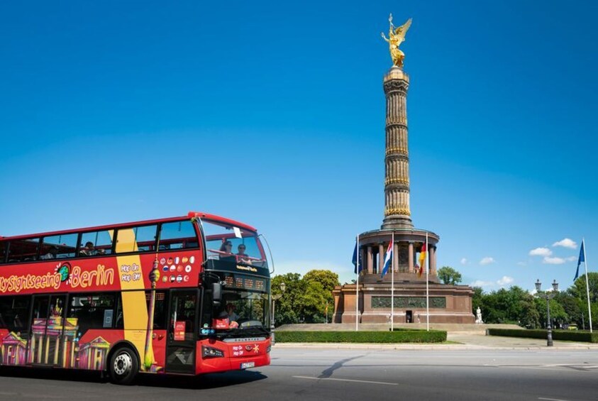 City Sightseeing Berlin: HOHO Bus Tour - All Lines (A+B) & Boat Tour