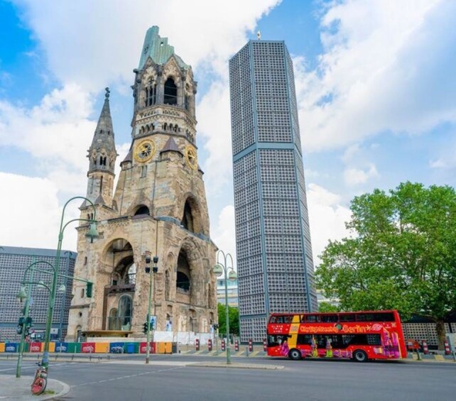 City Sightseeing Berlin: HOHO Bus Tour - All Lines (A+B) & Boat Tour