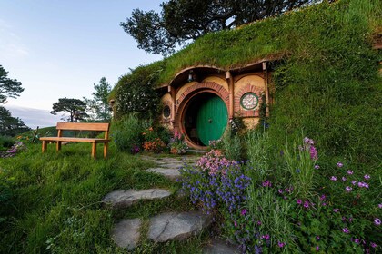 Matamata: Hobbiton filmset rondleiding met gids