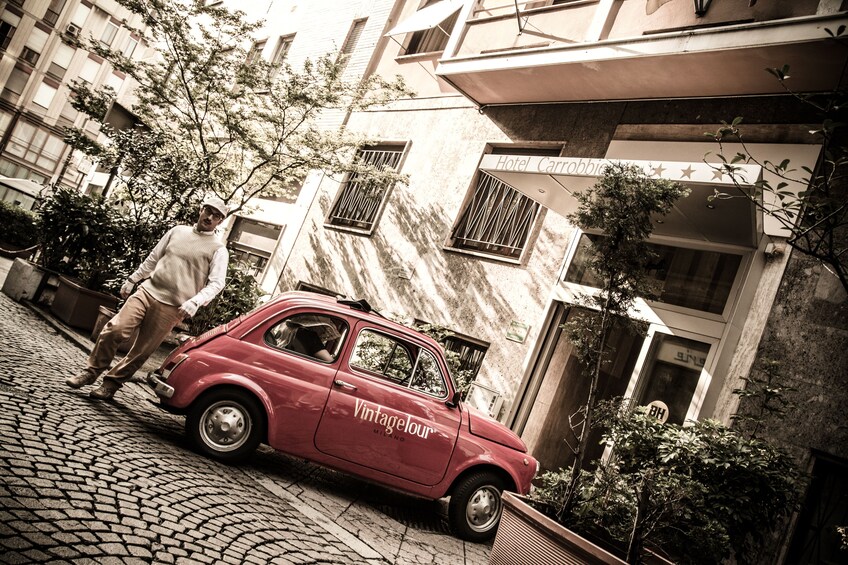 Milan: Grand Tour by Vintage Red Fiat 500 (4 hours, 4 stops)