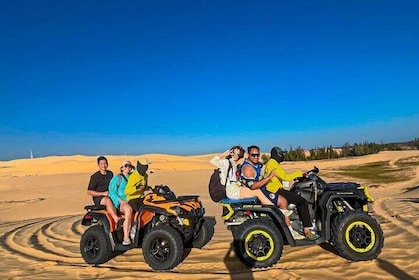 Sand Dunes Jeep Tour with Friendly English Guide In Mui Ne