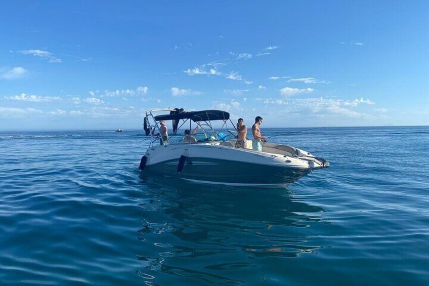 Boat Navigation Sea Ray 7 or 11 Passengers in Marbella