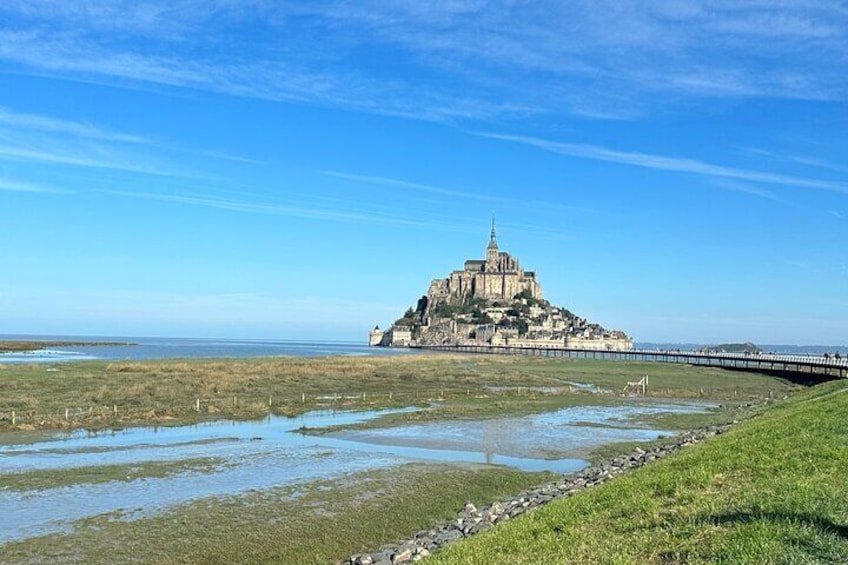 Private Tour Mont Saint Michel and American Cemetery from St Malo