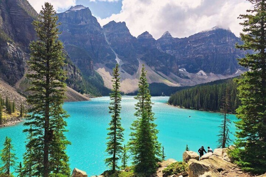 Moraine Lake shuttle-turquoise color
