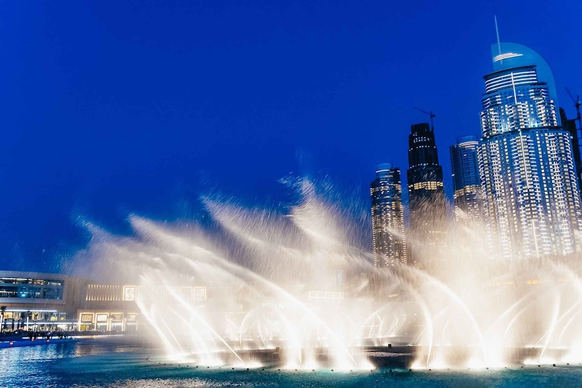 Picture 4 for Activity Dubai: Fountain Show and Burj Lake Ride by Traditional Boat