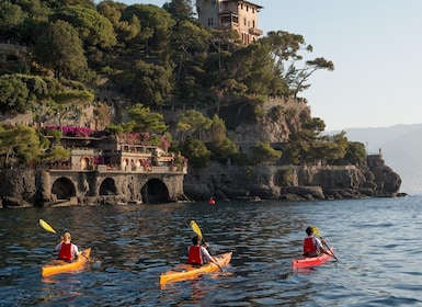 Easy Kayak Tour to Portofino with Optional Snorkelling