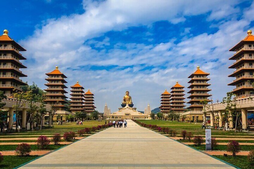 Fo Guang Shan Buddha Memorial Center