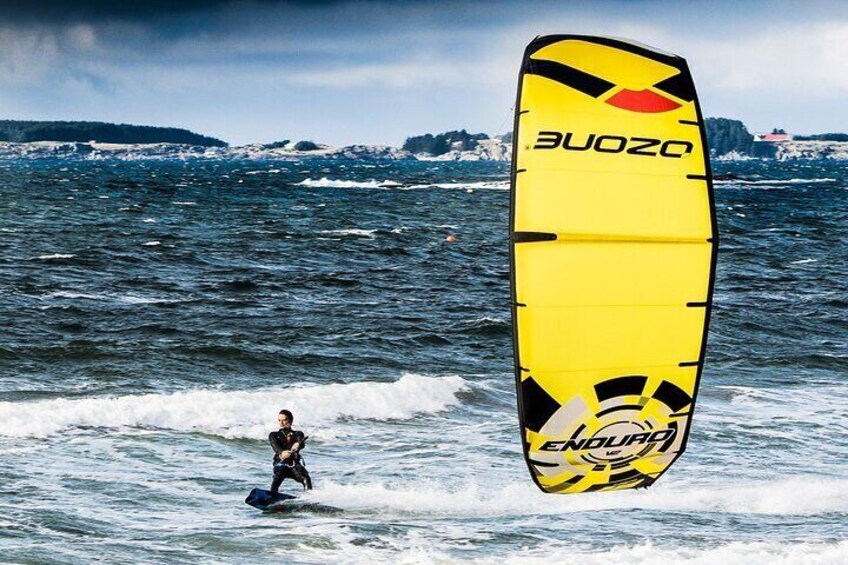 Beginner Kitesurfing Course in Stavanger