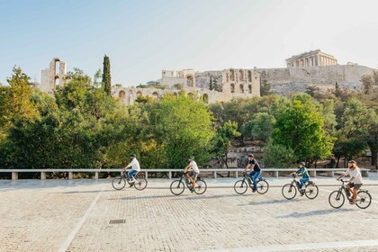 Athene: Hoogtepunten van de oude stad Tour met gids op de E-bike