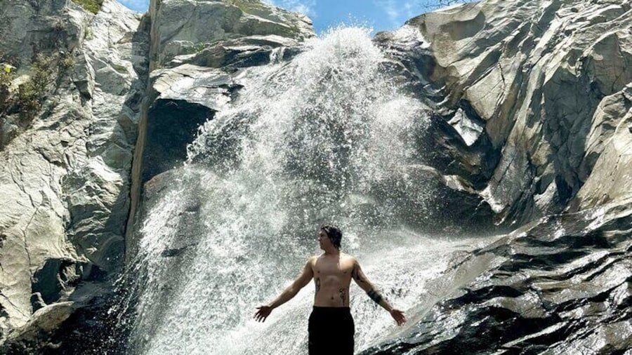 Boat Excursion and Hiking Walk in Quimixto