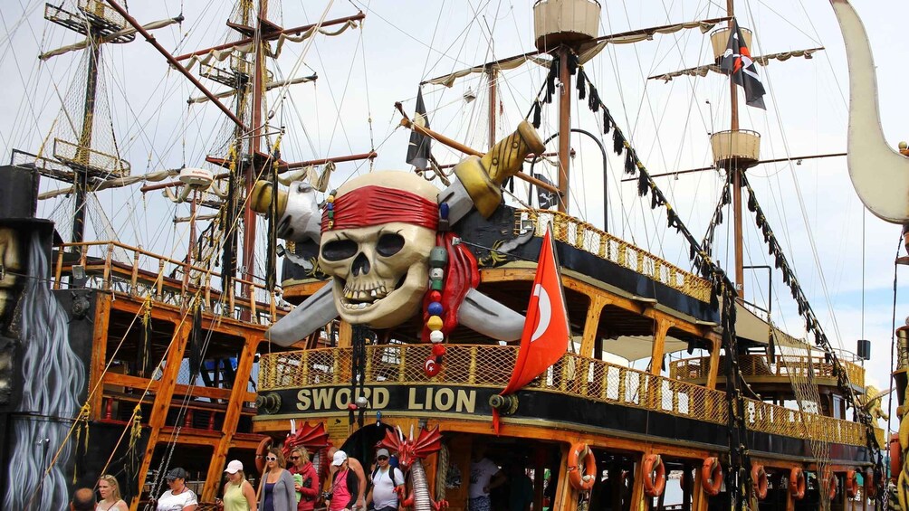 Picture 4 for Activity Alanya: Pirate Boat Trip with Lunch and Drinks