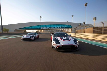 Yas Marina Circuit: Aston Martin GT4 Driving Experience