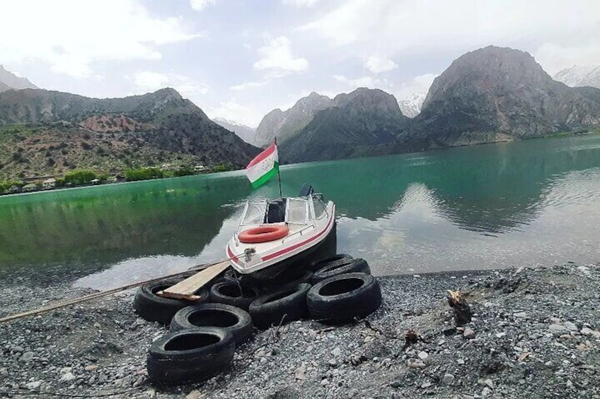 Full-day Guided Day Tour to Iskanderkul Lake From Dushanbe