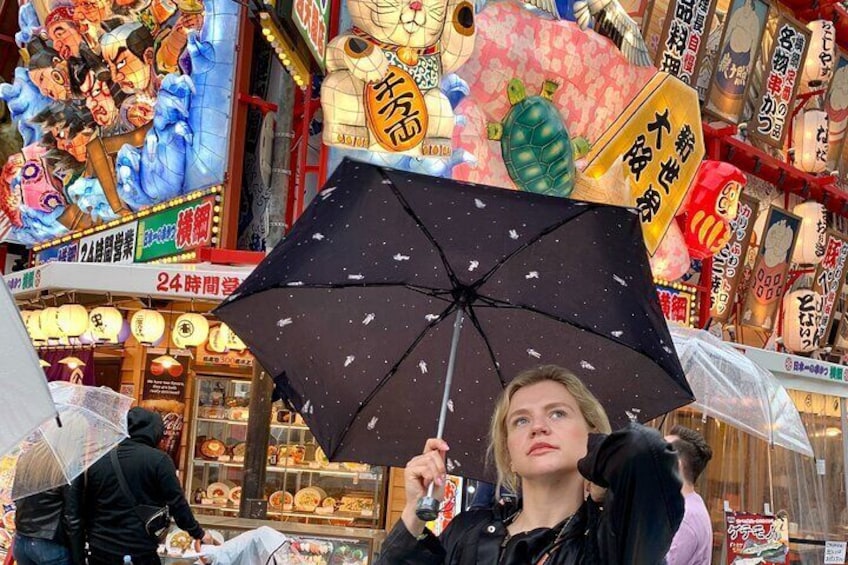 Explore Osaka's Highlights: 4Hr Guide Born & Raised in Osaka