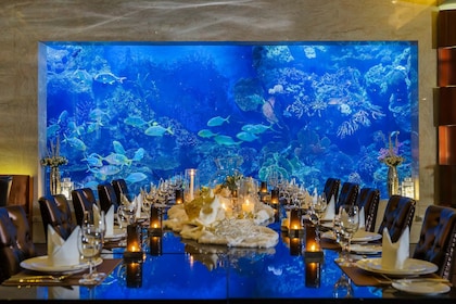 Restaurante Acuario de Cobre en el Hotel Amaranta de Bangkok