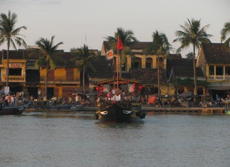 Picture 18 for Activity Romantic Sunset Dinner Cruise in Hoi An