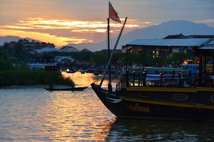 Picture 2 for Activity Romantic Sunset Dinner Cruise in Hoi An