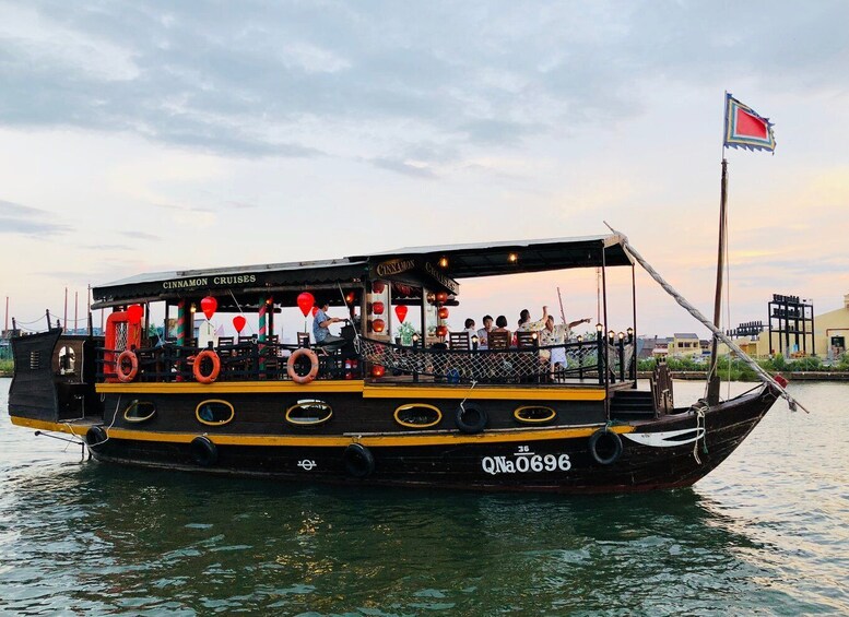 Picture 27 for Activity Romantic Sunset Dinner Cruise in Hoi An