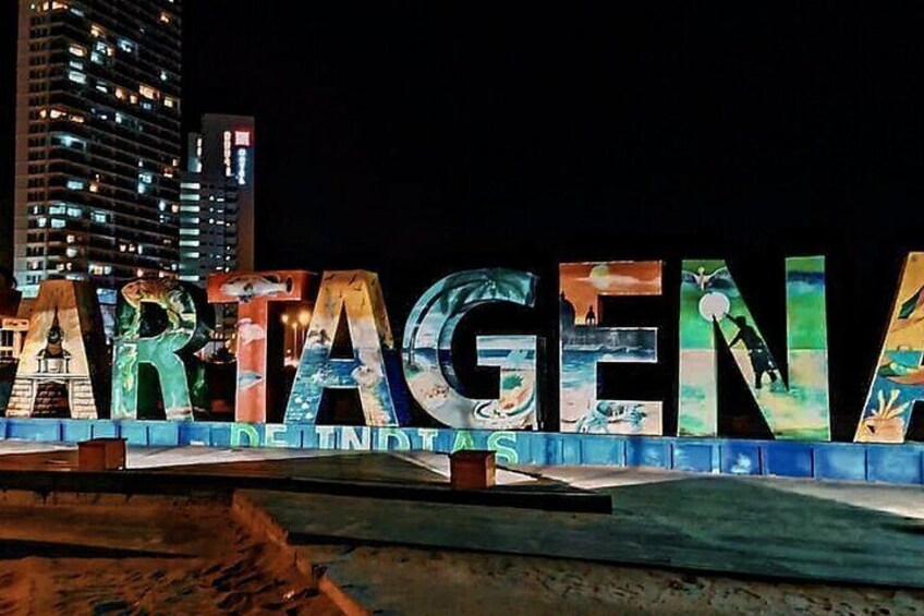 Party Tour At Night In Cartagena