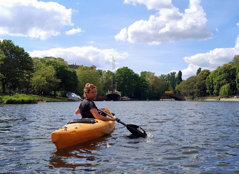 Picture 4 for Activity Berlin: Kayaking Tour Through East Berlin