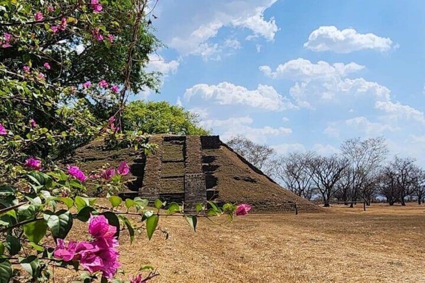 Cihuatan archaeological site, main building.