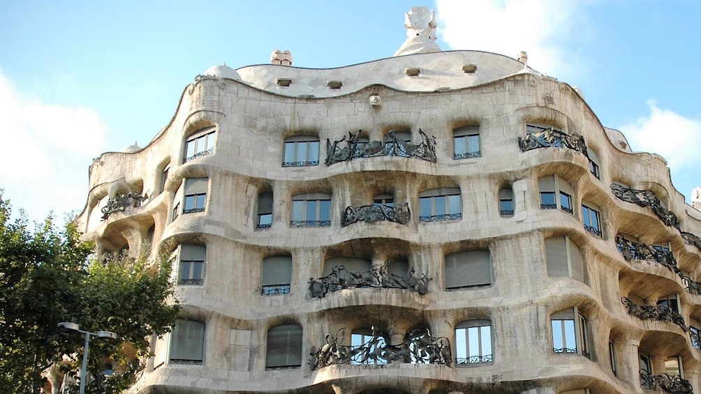 Charger l’élément 2 sur 10. Casa Batllo in Barcelona