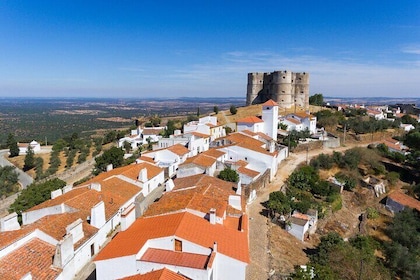 Évora Cork and Castle Tour