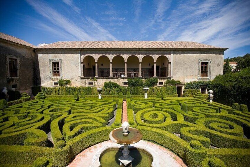 Private Setúbal Tour with Wine Tasting