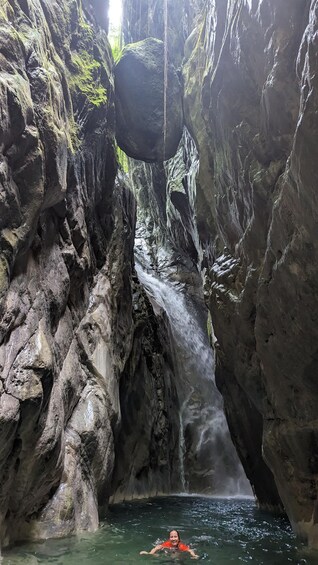 Picture 16 for Activity Hiking Tabernacle Thundering Waterfall