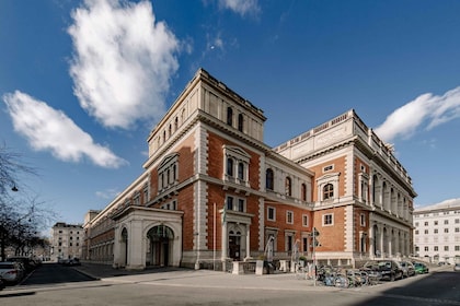 Vienna: Mozart & Strauss Ticket in Old Stock Exchange Palace