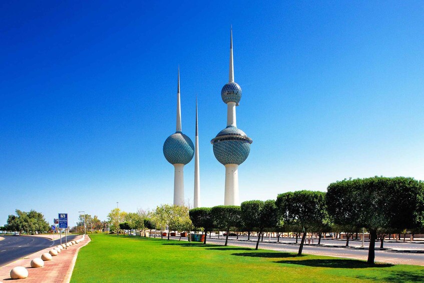 Kuwait City & Desert Full Day Best Tour Pickup and Dropoff